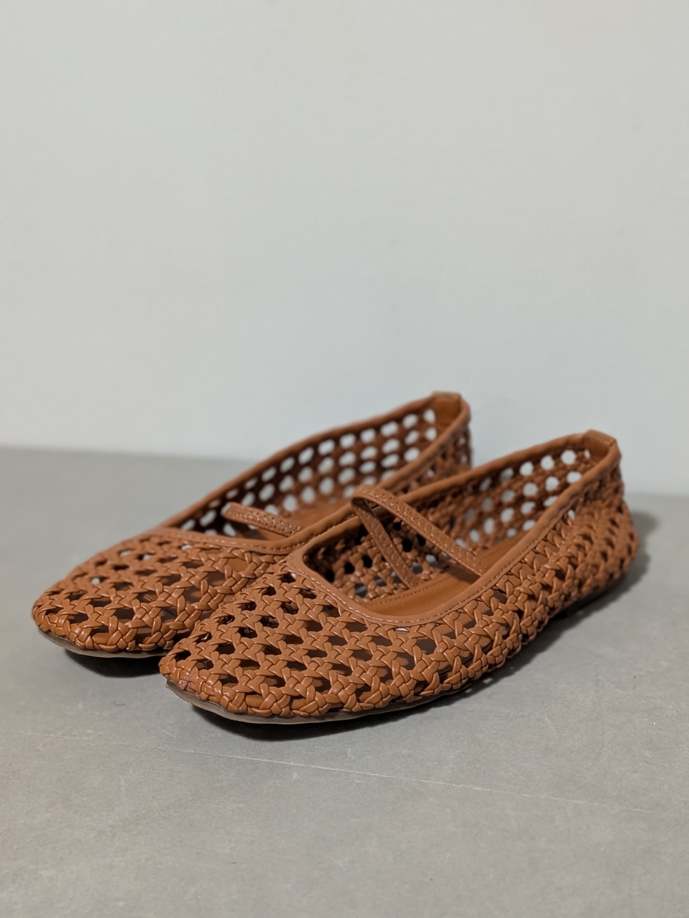 Cushionaire Woven Weavy Mary Jane , Ballet Flats, Cognac,  Women Sz 8W